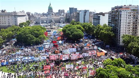 Minuto a minuto así fue la multitudinaria marcha al Congreso en