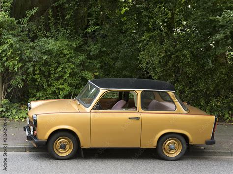 Auto Ddr Trabant Oldtimer Stock Photo Adobe Stock