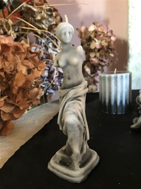 ᐉ Венера Мілоська • 610.00грн • Candle Art