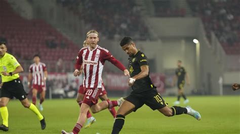 Olympiacos Falls To Fc Nantes To End Their Europa League With A Whimper