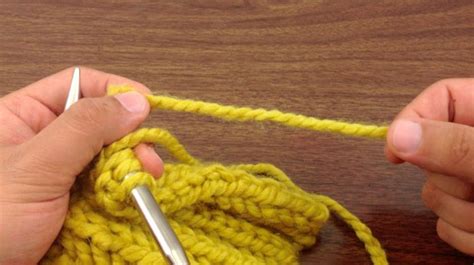 4 Steps To Yarn Harmonization: A Beginner's Guide To Weaving In New Threads