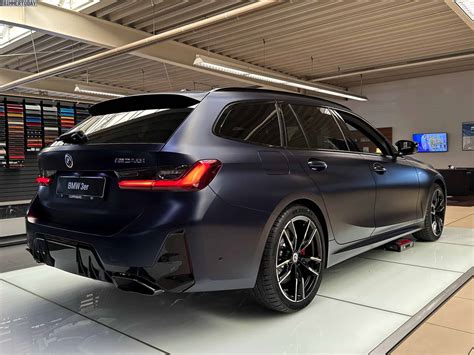 2023 Bmw M340i Touring Spotted At Dealer With Frozen Tanzanite Blue Individual Paint