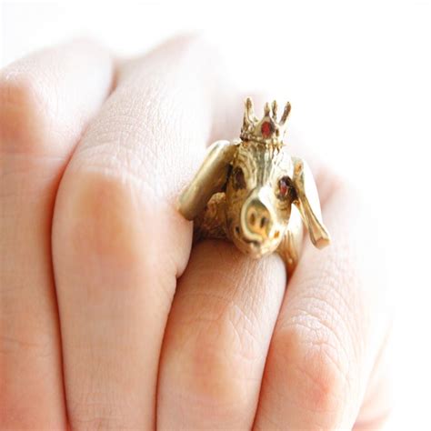 Labyrinth Accessories — The Pig With His Crown Ring