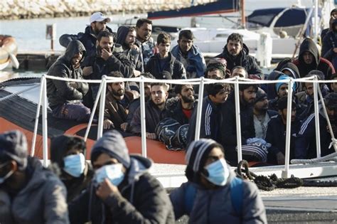 Italienische K Stenwache Kommt Mehr Als Migranten Zu Hilfe