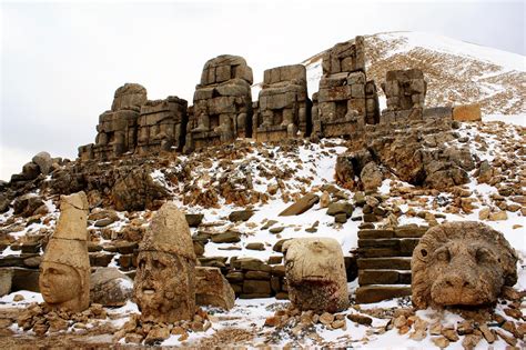 The Giant Heads Of Mount Nemrut - Travel Tramp