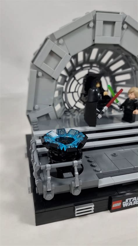 Love these Star Wars diorama sets! : r/lego