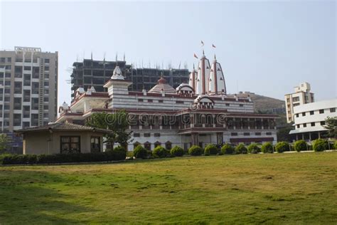 Fachada Del Templo De Iskcon Nvcc Katraj Kondhwa Pune Maharashtra