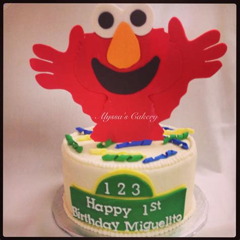 Elmo Cake - Alyssas Cakery