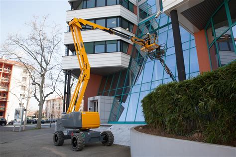 Boom Lifts Boom Platforms Cherry Pickers Working At Height