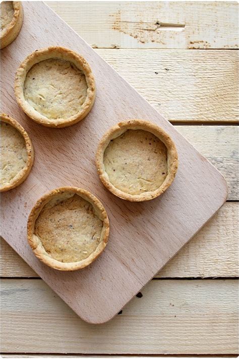 Tarte Noisette Au Chocolat Fondant Cr Me Caramel Et Pignons