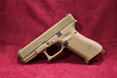 Pistole Glock 19x Gen5 9mm Lug Jirkovský Janeček Sro