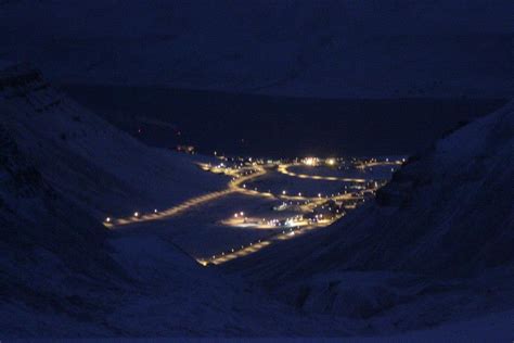 Tobias - Svalbard, my Arctic Paradise: Polar night in Longyearbyen