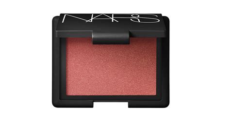 Best Blushes That Flatter Dark Skin Tones