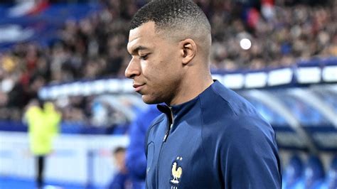 Mercato PSG Mbappé plombe le transfert dune star Le10sport