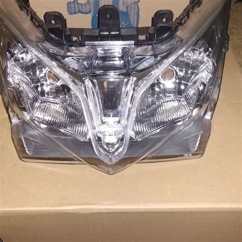 Lampu Depan Headlamp Atau Reflektor Vario 125 Lazada Indonesia