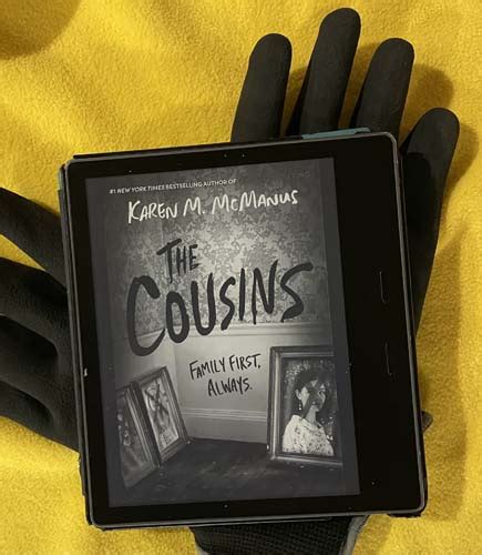 The Cousins by Karen M. McManus | Mama Reader