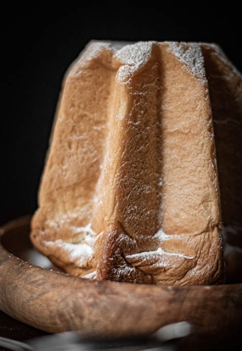 Il Pandoro Democratico” Frollemente Pandora Bread Food Brot