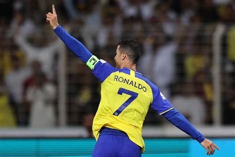 CR7 Reaches Milestone After Scoring Four Goals In 40 Minutes | Soccer ...