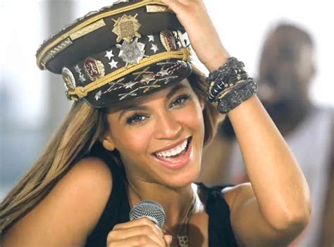 La Reine Beyonce Lance Son Nouveau Site Internet Public