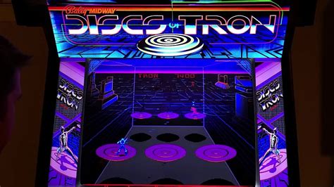 Discs Of Tron Arcade Game