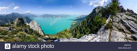 Blick Auf Steinbach Am Attersee Fotos Und Bildmaterial In Hoher