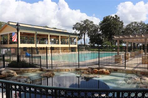 facilities city pool