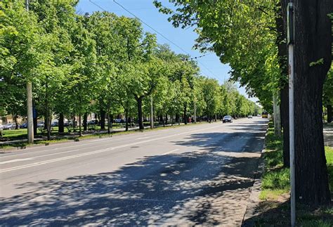 Trafic Nchis Pe Bulevardul Independen Ei I Pe Strada Slt Erou C Lin