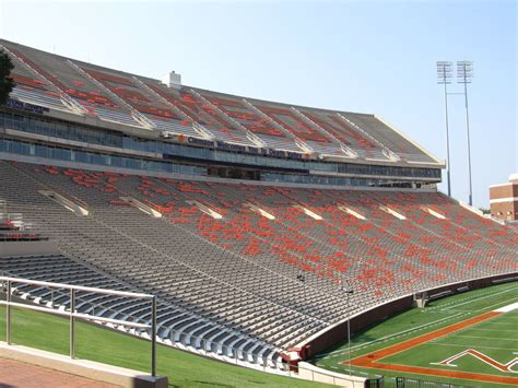 Frank Howard Field At Clemson Memorial Stadium Stadiony Net