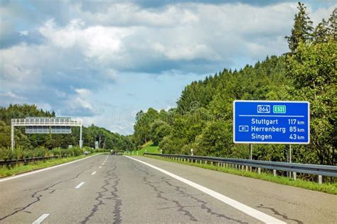 Autostrada Drogowy Znak Na Autobahn A B Tuebingen Reutlingen