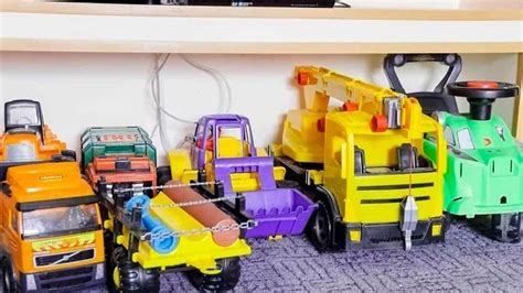 9 RC Tractors Your Children Will Love - DazzDeals.Com