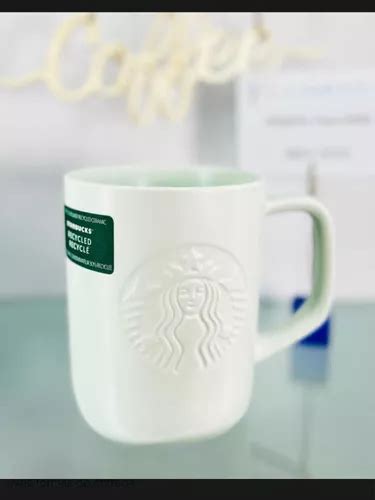 Taza Starbucks Sustentable Reciclado Triangular Ceramica Meses Sin