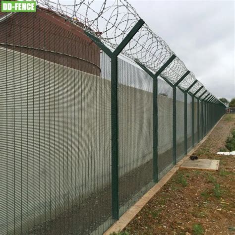 Prison Welded Wire Mesh Fence High Security Airport Fence With Y Post