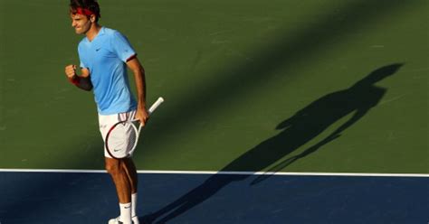 Federer Advances To Fourth Round With Straight Set Win Cbs New York