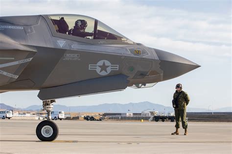 DVIDS Images Coming In Hot VMFA Conducts Live Ordnance Hot Loading Image Of