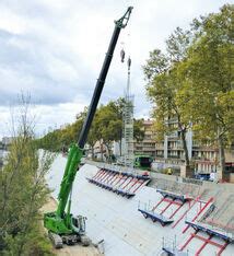 673 E Robust Telescopic Crane For Construction Sites SENNEBOGEN