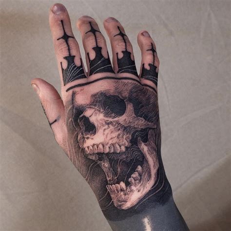 Tattooer BBrung 쁘렁 bb rung Instagram photos and videos Skull