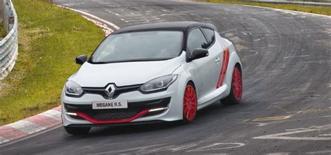 Renault Mégane RS 275 Trophy R Au paradis sur l Enfer Vert