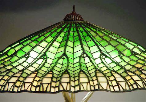 Lotus Leaf Tiffany Lamp 1524