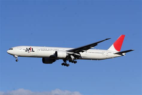 日本航空 Boeing 777 300 Ja733j 成田国際空港 航空フォト By A Chanさん 撮影2009年01月02日