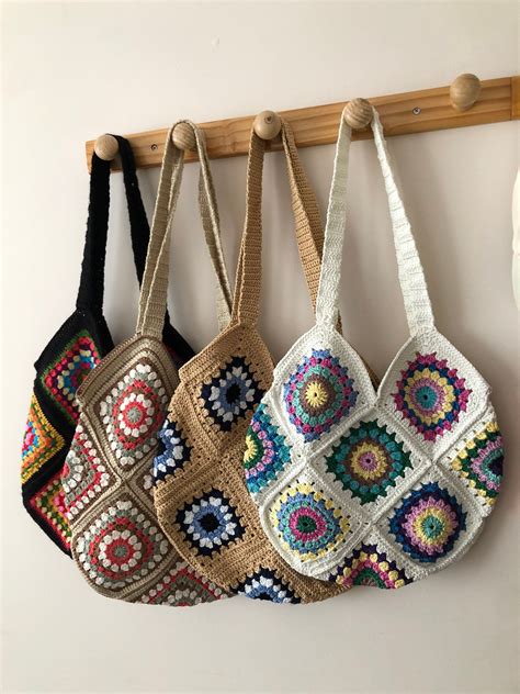 Crochet Granny Square Bag Layout Crochet Granny Square Bag Tutorials