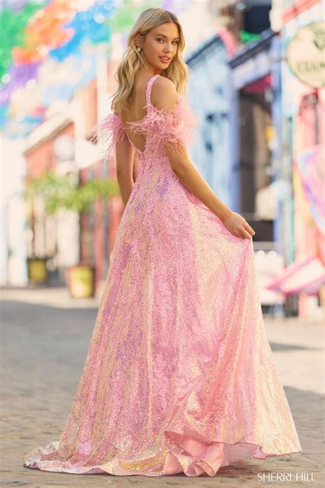 Latest And Most Popular Prom Dress Trends You Must Know 35