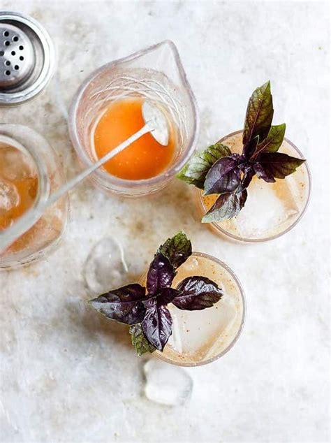 21 Honey Vodka Cocktails Thatll Sweeten Up Your Night