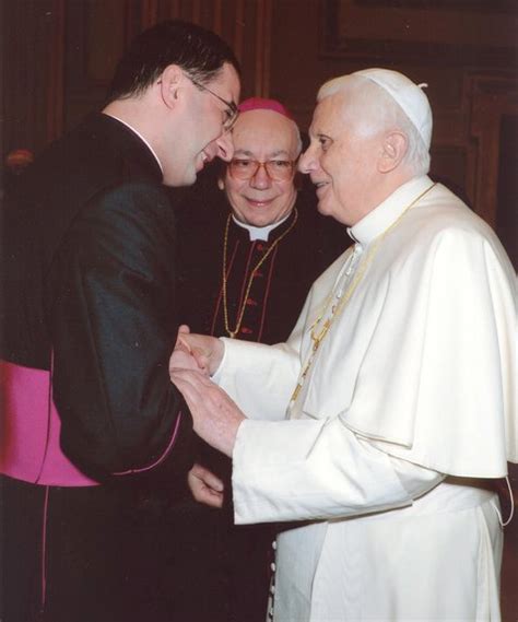 Env An A Retiro Espiritual A Sacerdote Que Particip En Org A Gay Y