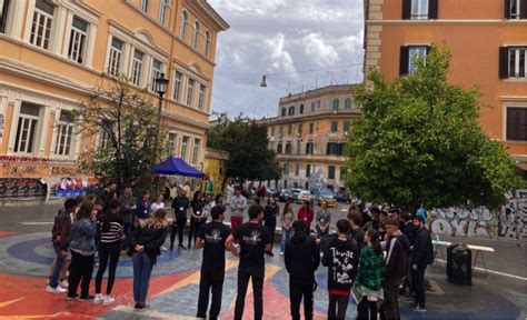 ALBERO DELLE IDENTITÀ for Human rights Arte partecipata e Formazione