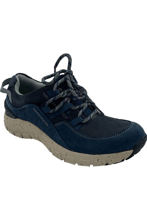 Clarks Waterproof Leather Hiking Shoes Wave Range AP Blue | Jender