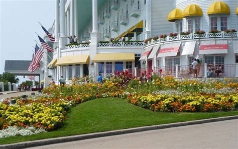 15 Incredible Perks of Staying at The Grand Hotel Mackinac Island in ...