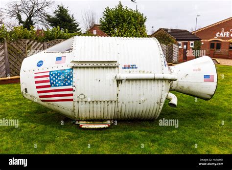 Nasa Space Rocket Pod Landing Pod Back To Earth Pod Space Shuttle