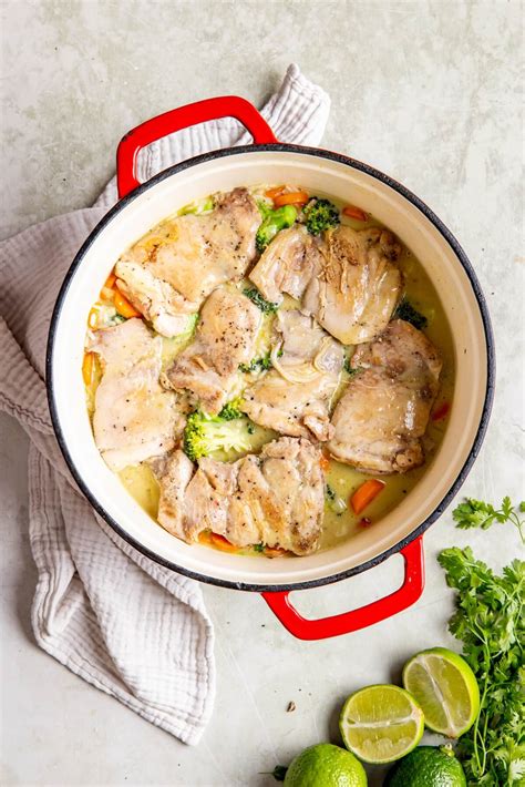 Viral One Pot Green Curry Chicken Thighs And Rice