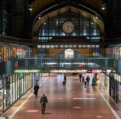 Trotz Waffenverbots Am Hbf Messer Und Schlagringe Gefunden Welt