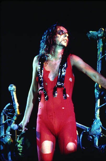 1,050 Alice Cooper 1970s Stock Photos, High-Res Pictures, and Images ...